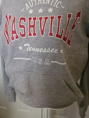 Point Sportswear Authentic Nashville Tennessee USA Pullover Hoodie - Unisex S